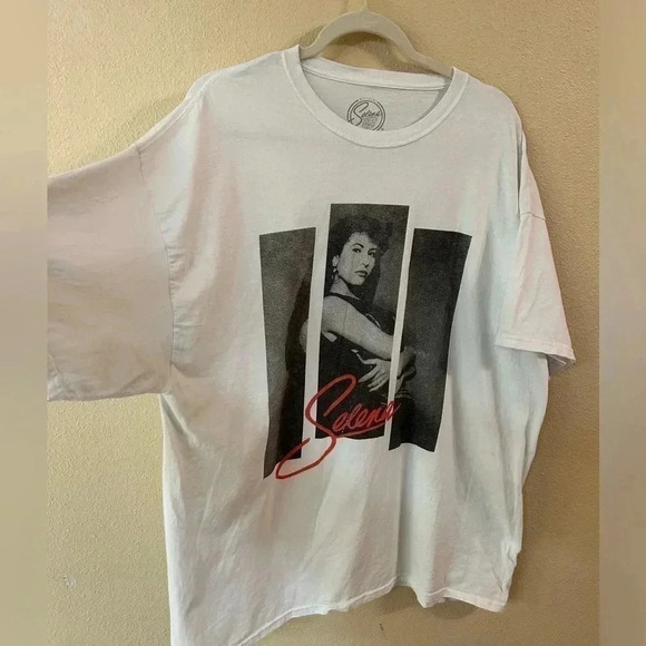 Selena Tops - Selena Official Tee